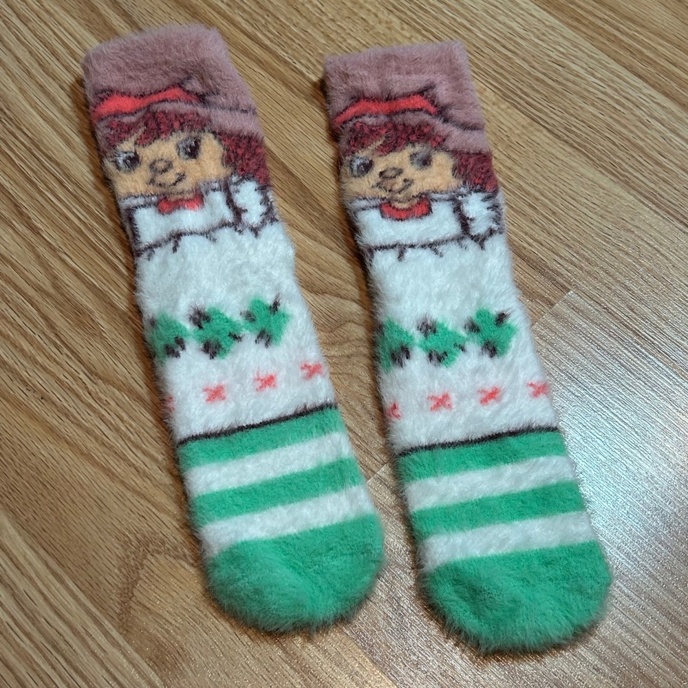 Strawberry Shortcake Fuzzy Crew Socks White Green‎ Pink Striped Plush Loungewear